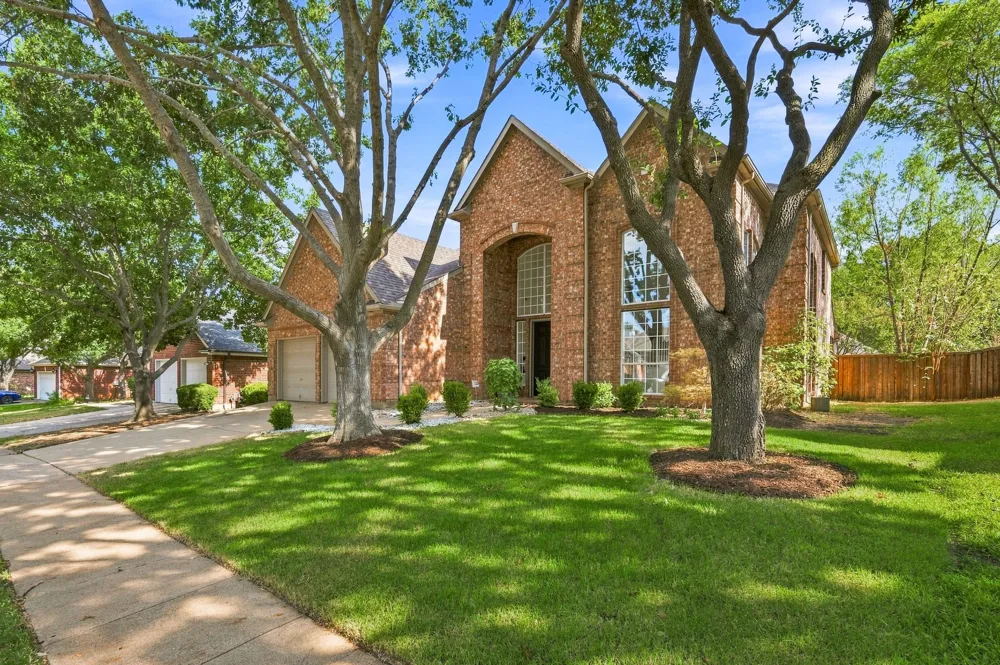 2201 Sagebrush Drive Flower Mound, TX 75028