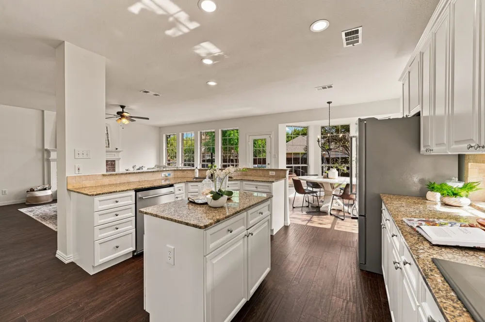 2201 Sagebrush Drive Flower Mound, TX 75028