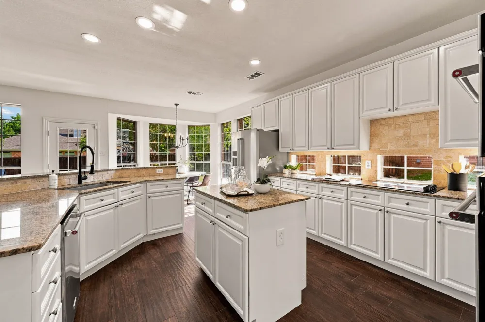 2201 Sagebrush Drive Flower Mound, TX 75028