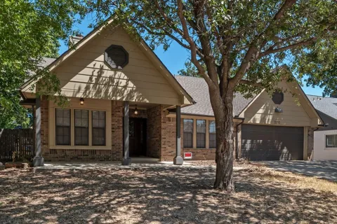 3220 Timberview Drive
