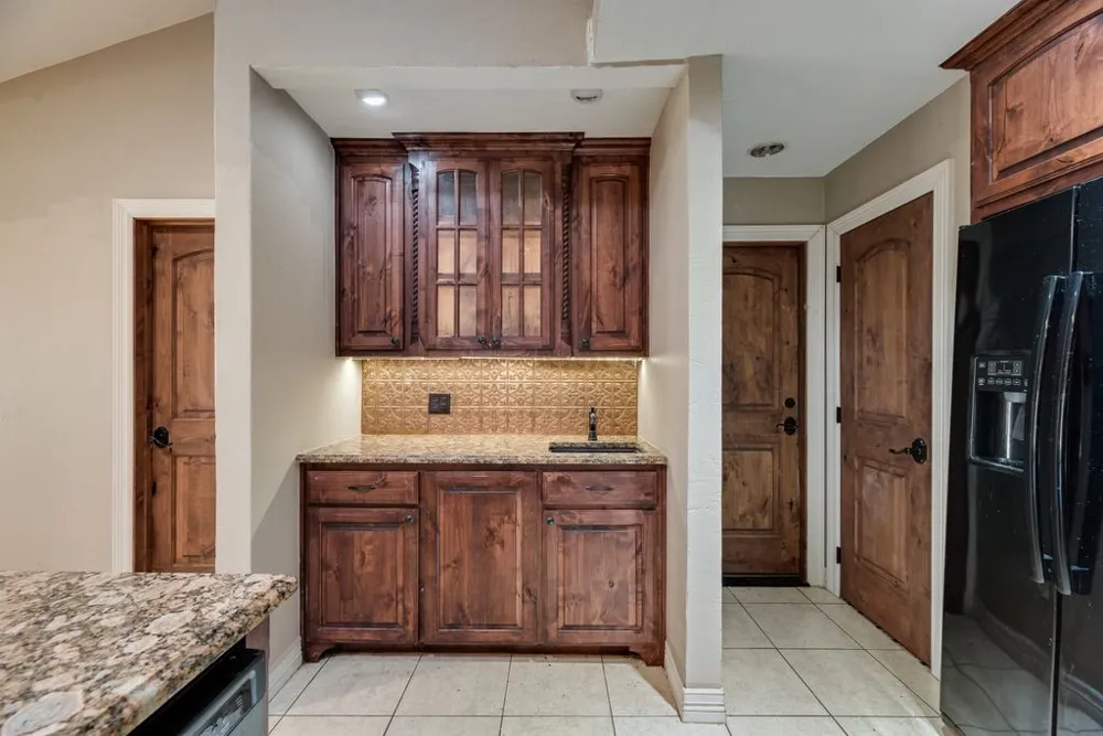 3220 Timberview Drive Corinth, TX 76210