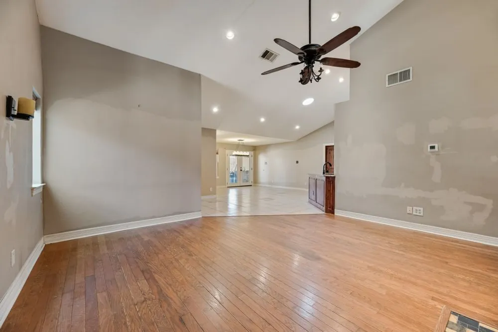 3220 Timberview Drive Corinth, TX 76210
