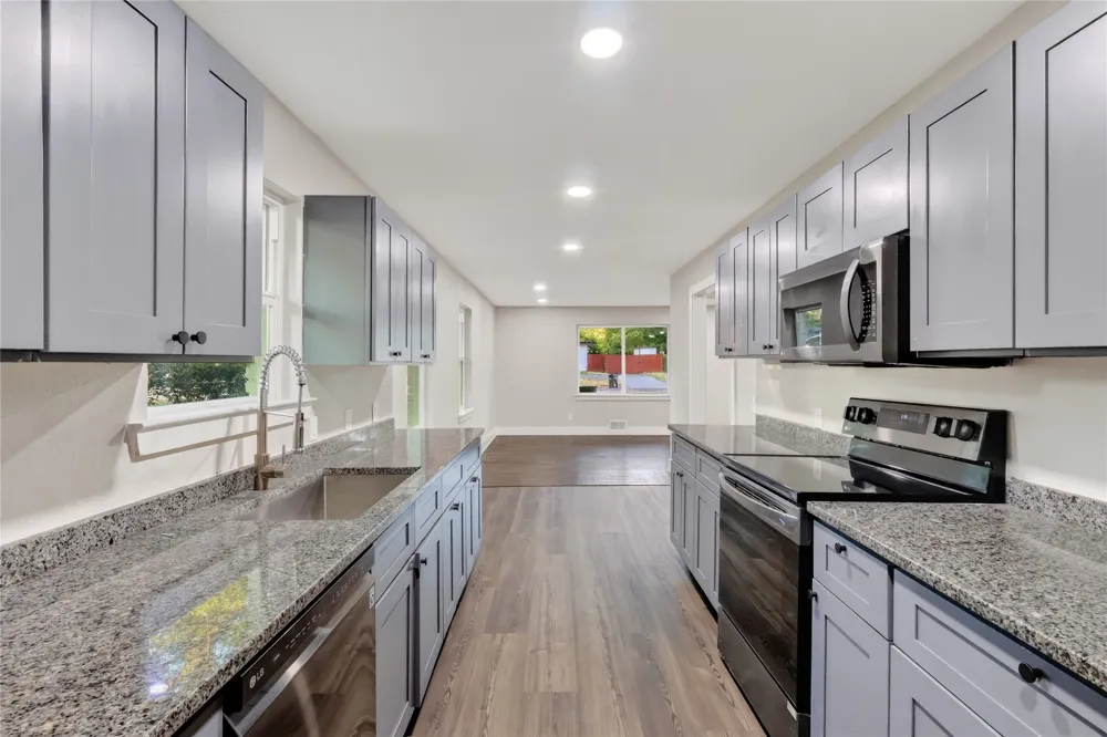 1240 Tosch Lane Mesquite, TX 75149
