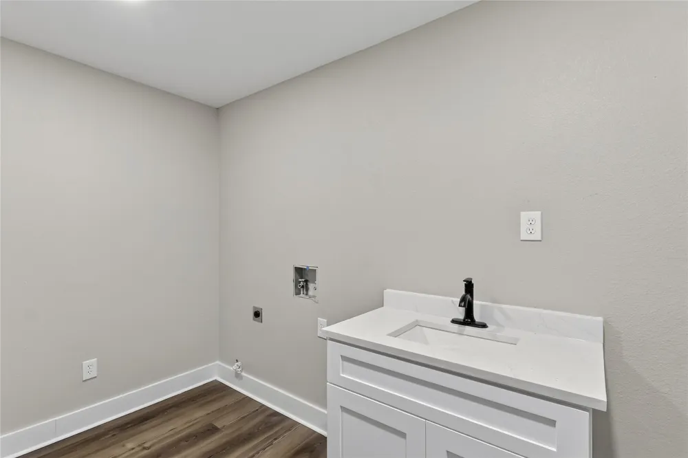 1240 Tosch Lane Mesquite, TX 75149