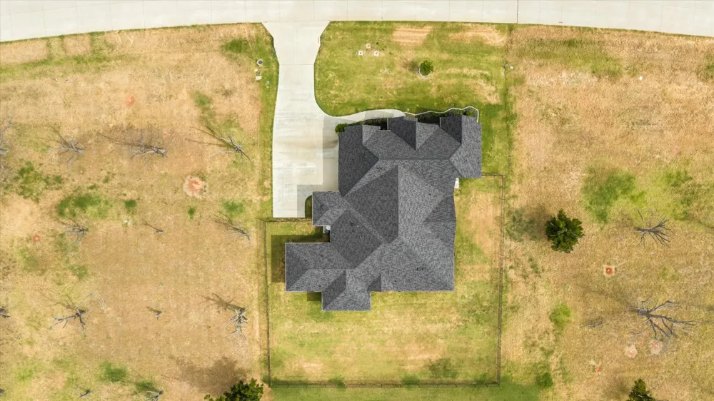 2703 Village Road Granbury, TX 76049
