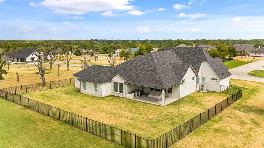 2703 Village Road Granbury, TX 76049