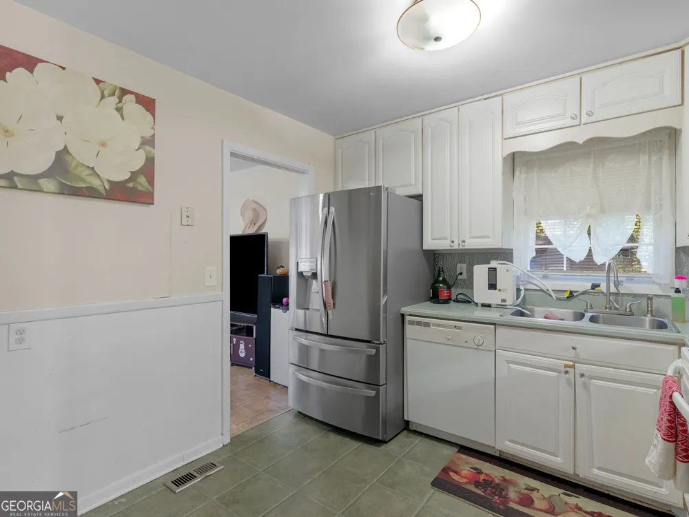 242 Lake Jodeco Road Jonesboro, GA 30236