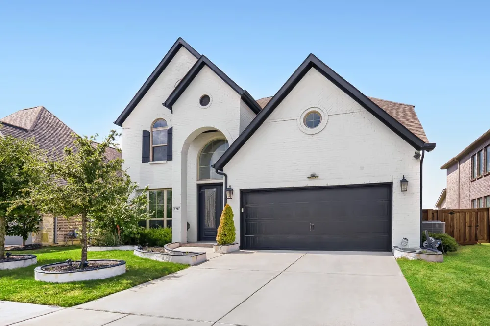 1211 Rushcroft Way Forney, TX 75126
