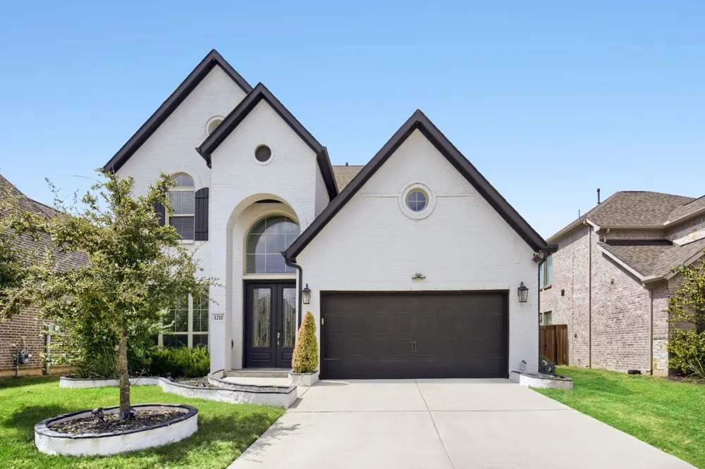 1211 Rushcroft Way Forney, TX 75126
