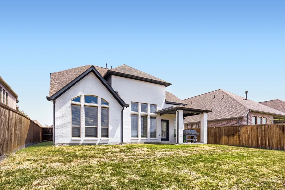 1211 Rushcroft Way Forney, TX 75126
