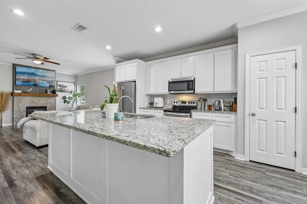 909 S Frances Street #A Terrell, TX 75160