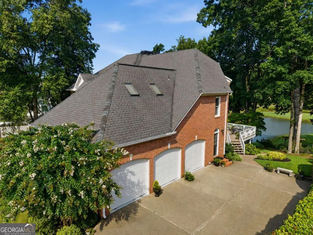 103 Grandmar Chase Canton, GA 30115