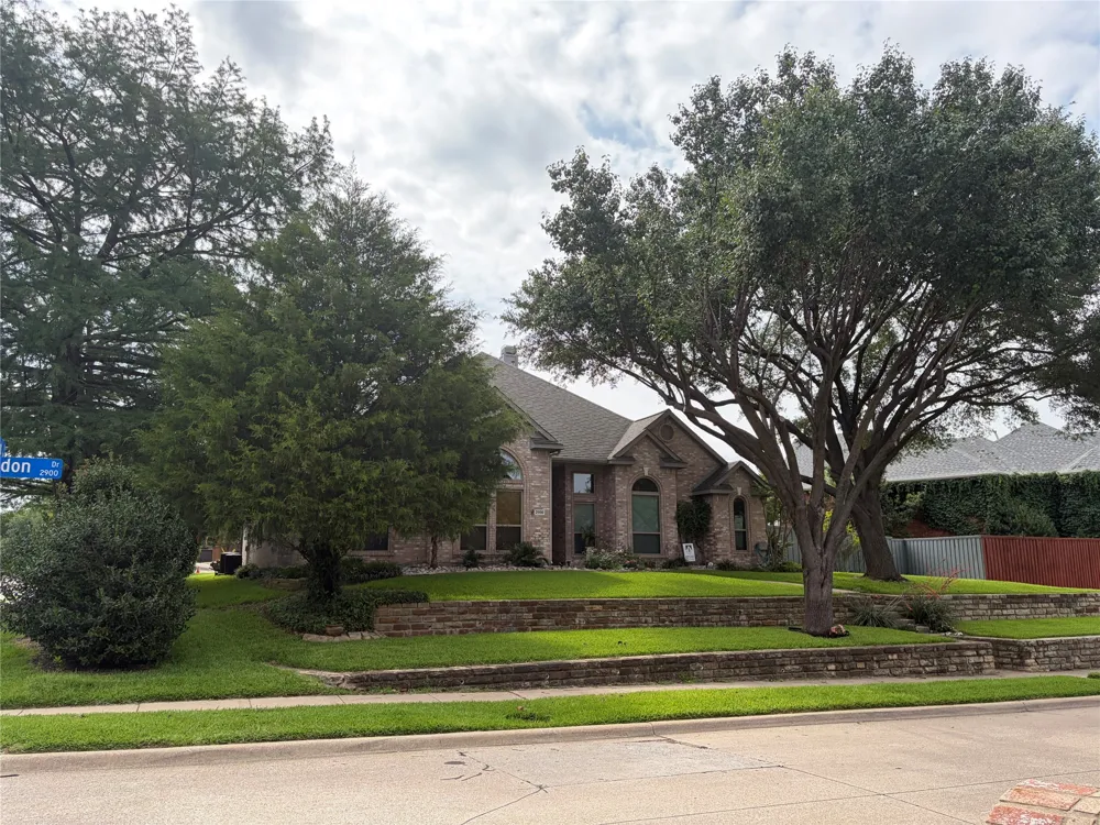 2990 Hillingdon Drive Richardson, TX 75082