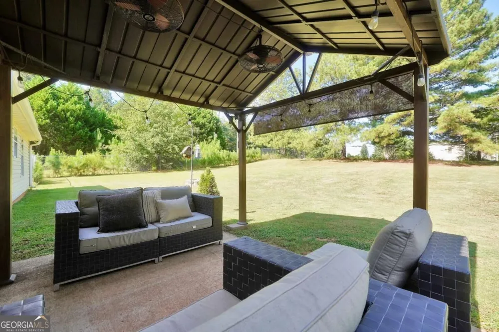 41 Giles DR McDonough, GA 30252