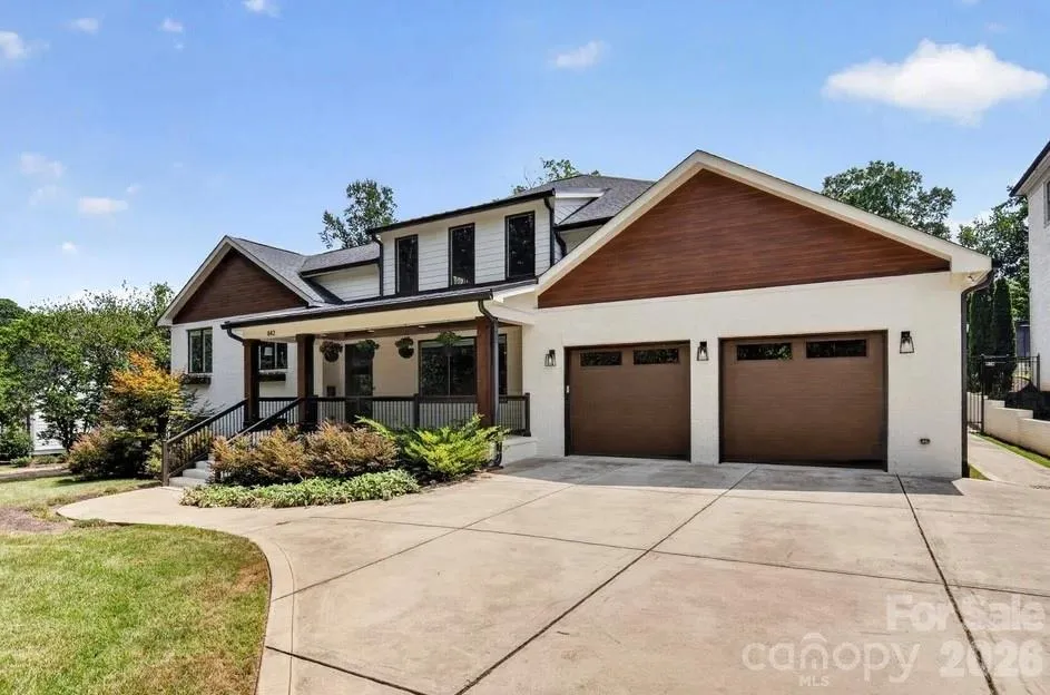 842 Linda Lane Charlotte, NC 28211