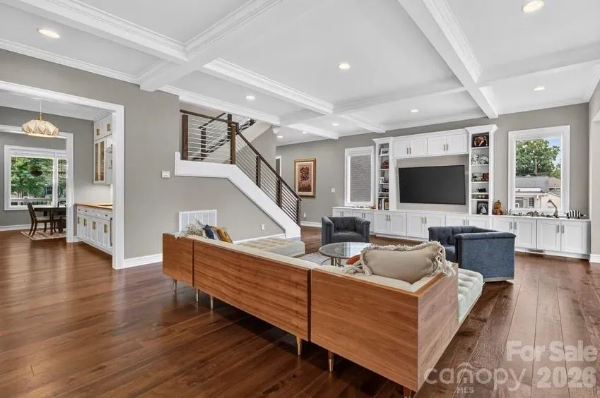 842 Linda Lane Charlotte, NC 28211