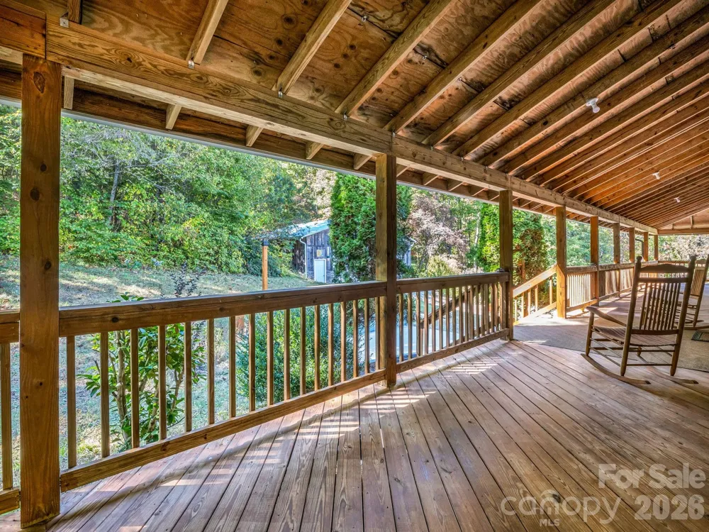 119 Mountain Bluff Trail Hendersonville, NC 28792