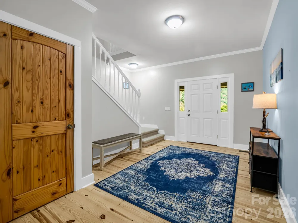119 Mountain Bluff Trail Hendersonville, NC 28792