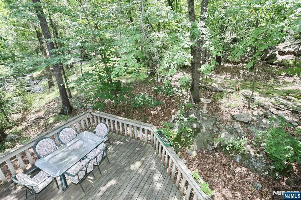 33 Hillside Avenue Riverdaleugh, NJ 07457