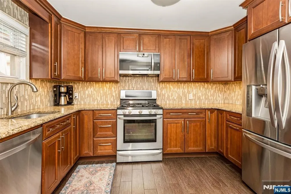 535 Freeman Street Lyndhurst, NJ 07071