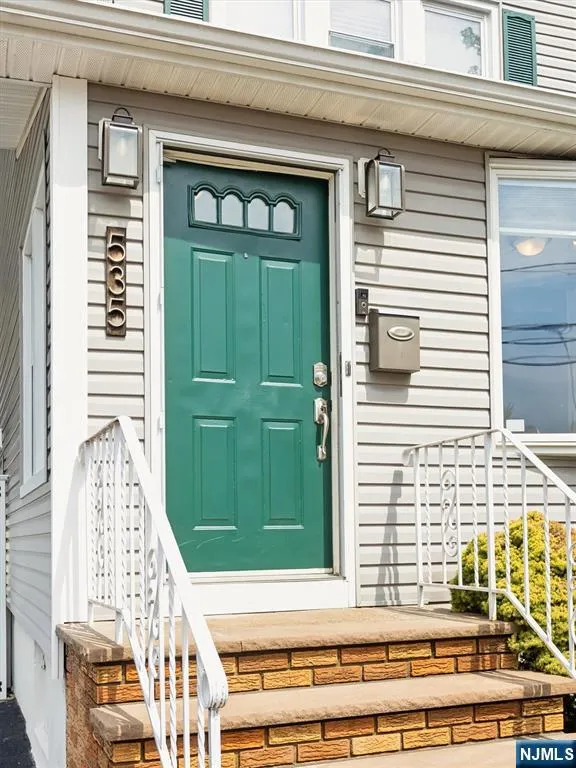 535 Freeman Street Lyndhurst, NJ 07071