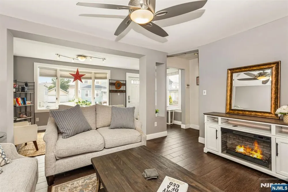 535 Freeman Street Lyndhurst, NJ 07071