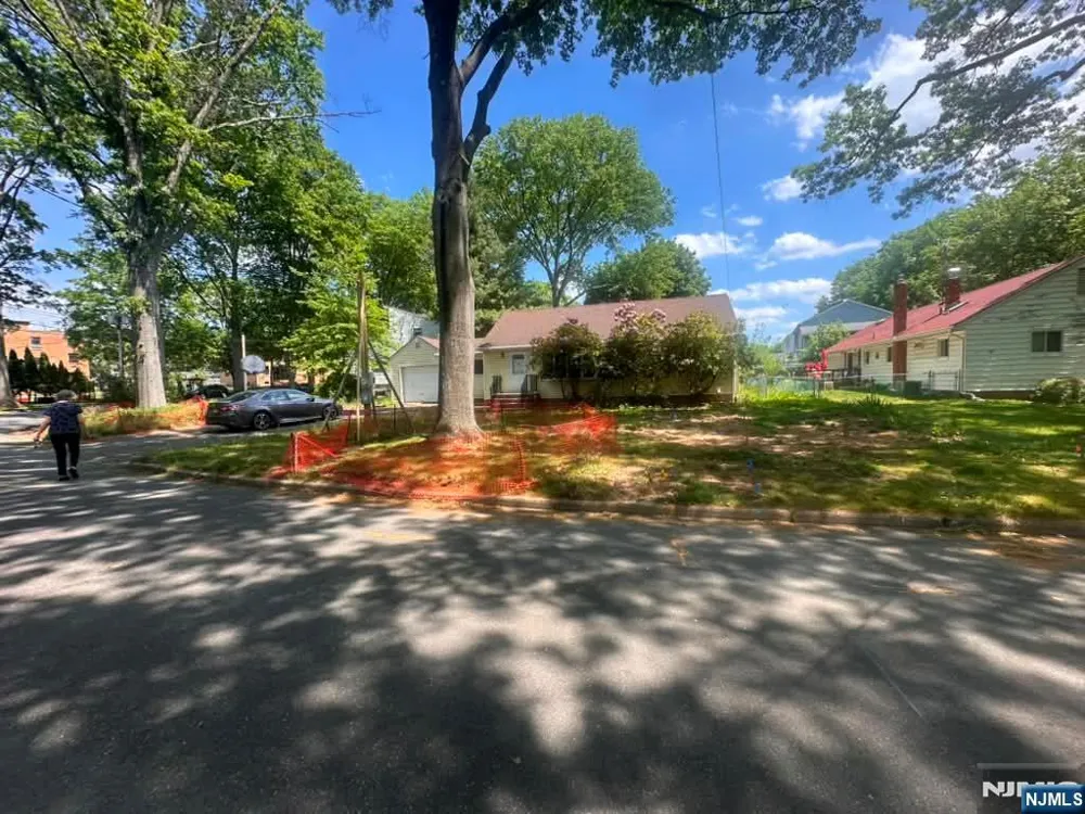 62 Demarest Road Paramus, NJ 07652