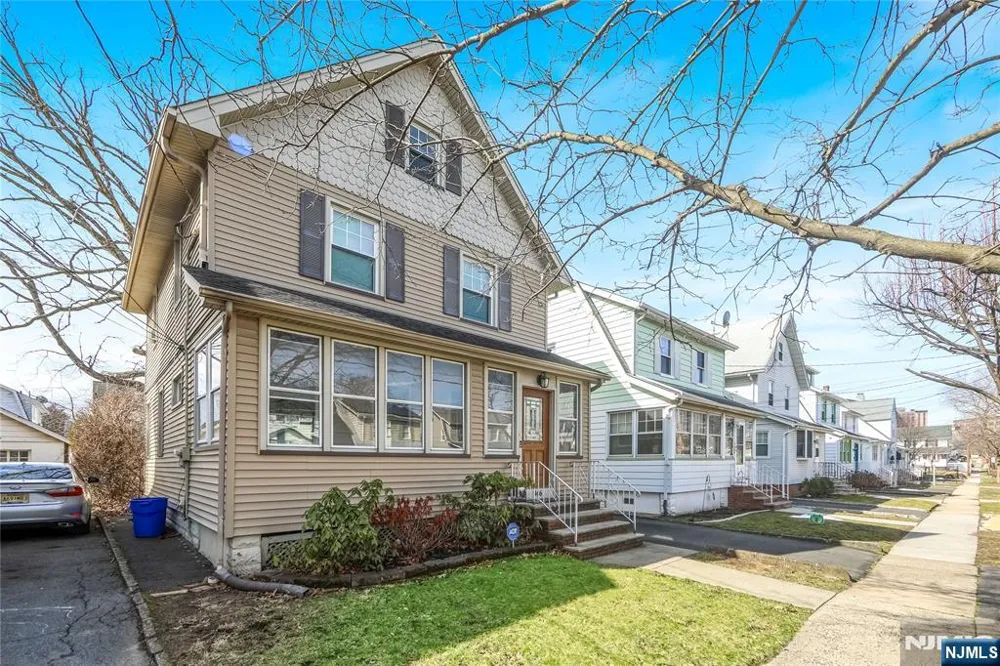 466 Beardsley Avenue Bloomfield, NJ 07003