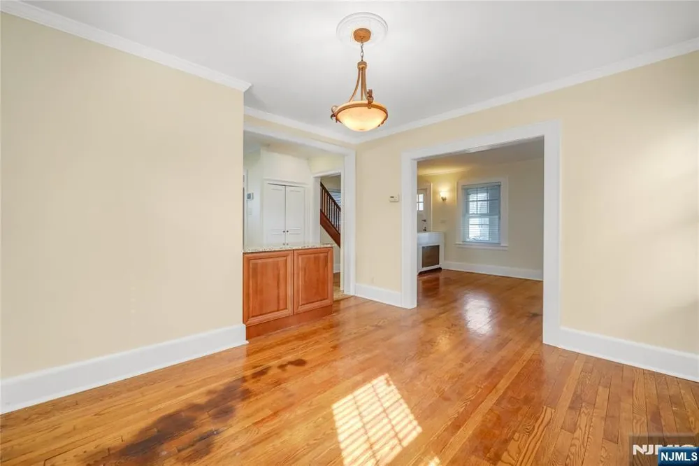 466 Beardsley Avenue Bloomfield, NJ 07003