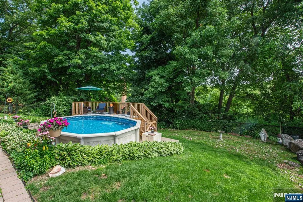 46 Decker Avenue Butlerugh, NJ 07405