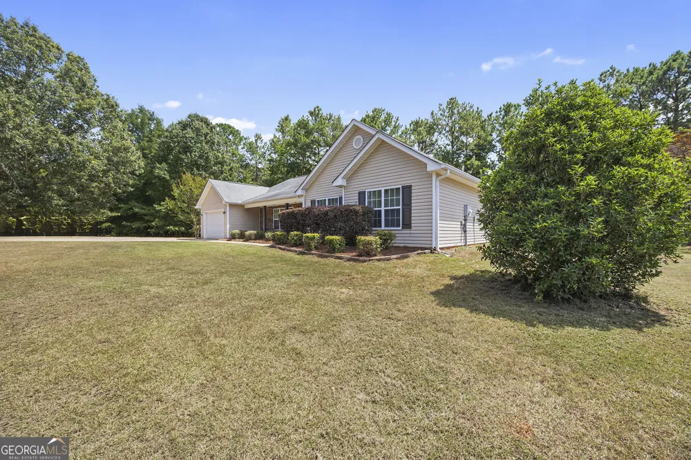30 Watson RD Forsyth, GA 31029