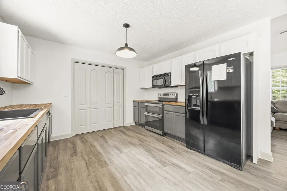 30 Watson RD Forsyth, GA 31029