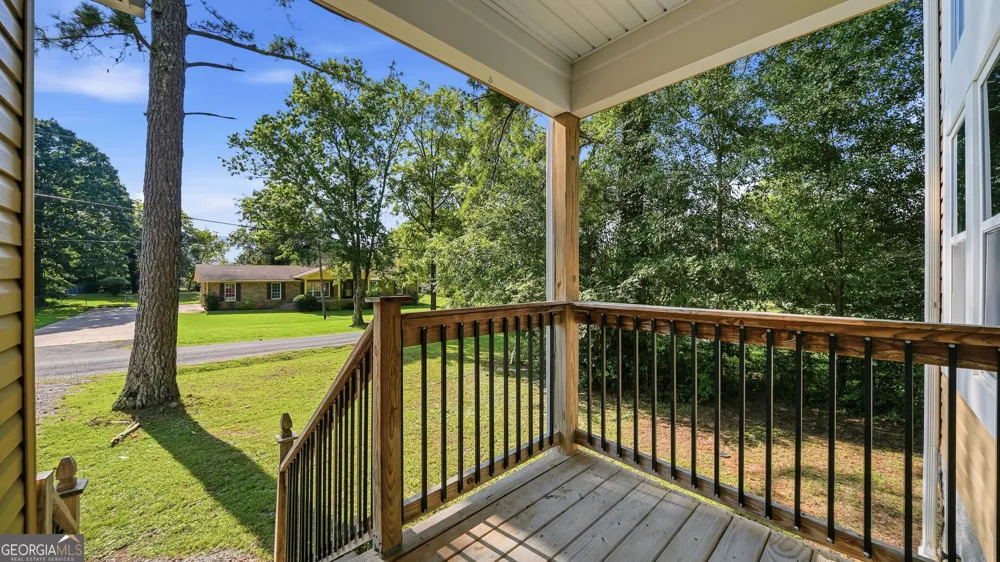443 Poplar ST Trenton, GA 30752