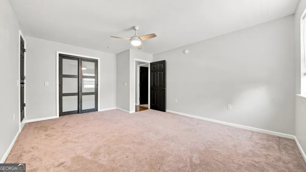443 Poplar ST Trenton, GA 30752