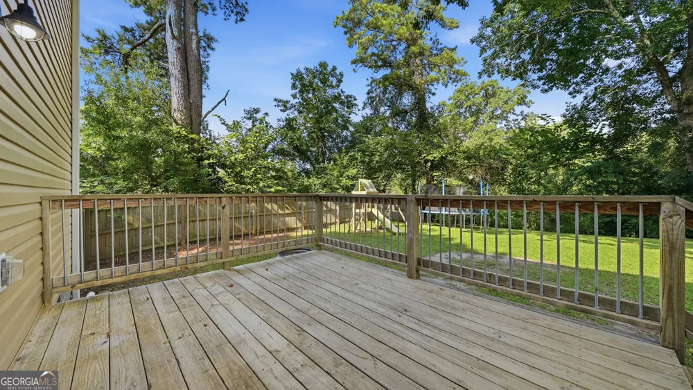 443 Poplar ST Trenton, GA 30752