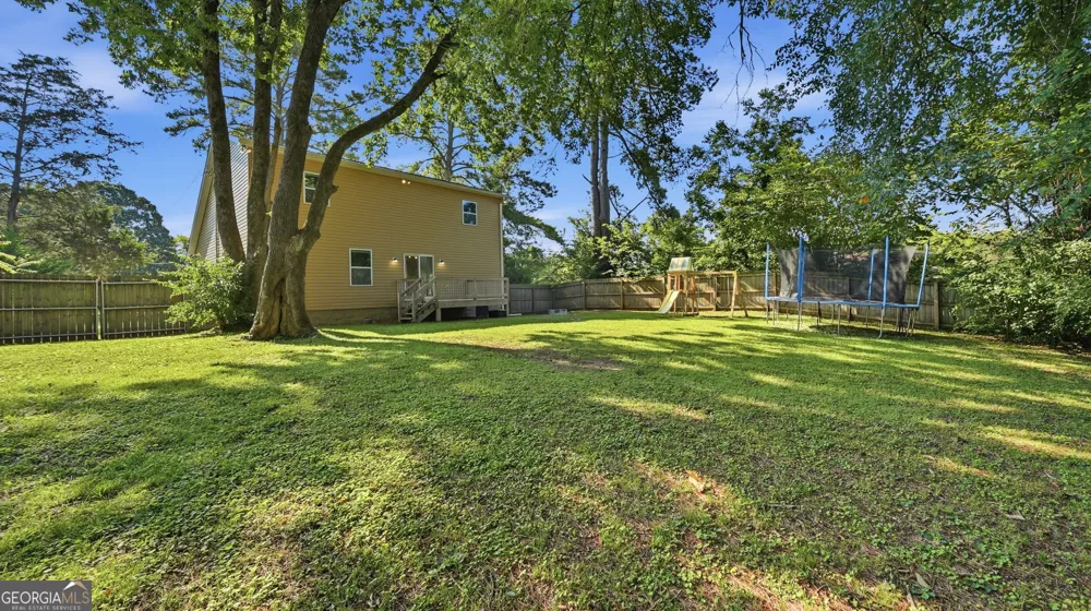 443 Poplar ST Trenton, GA 30752