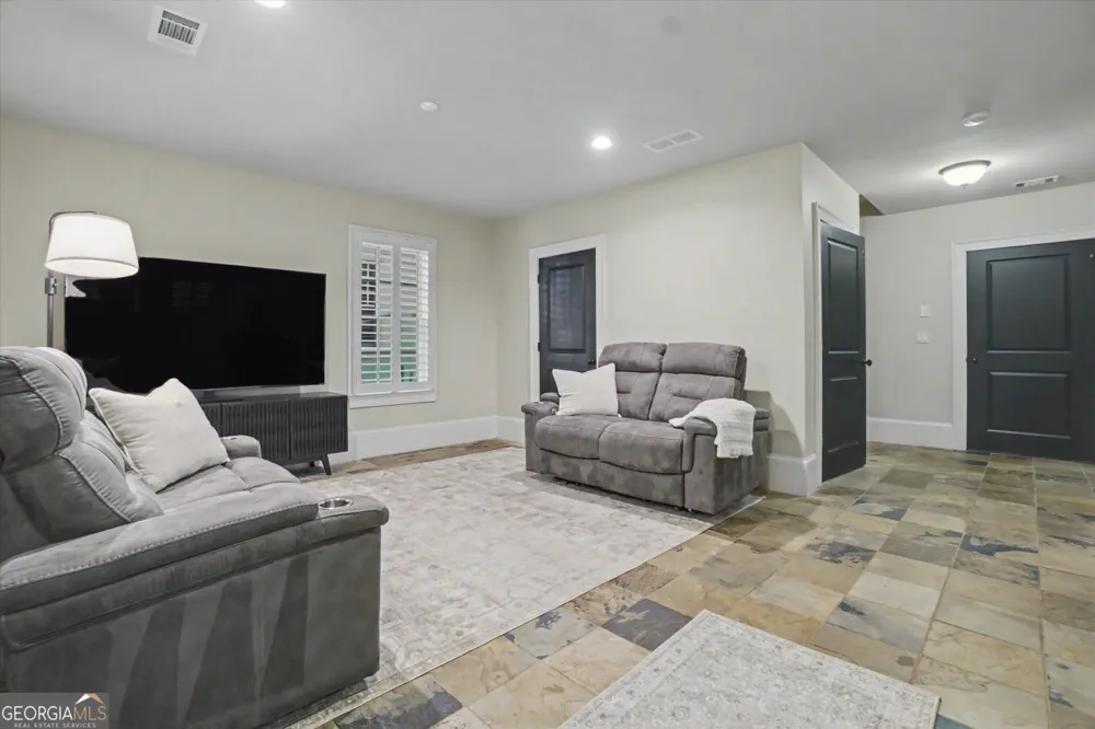 407 Latimer ST Woodstock, GA 30188
