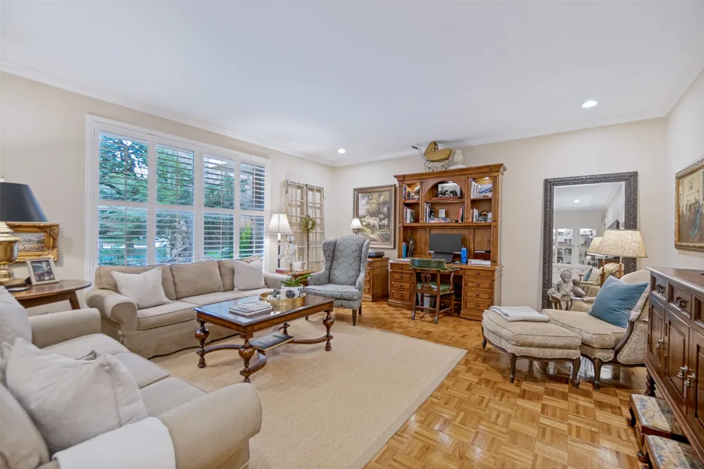 6324 Bandera Avenue #B Dallas, TX 75225