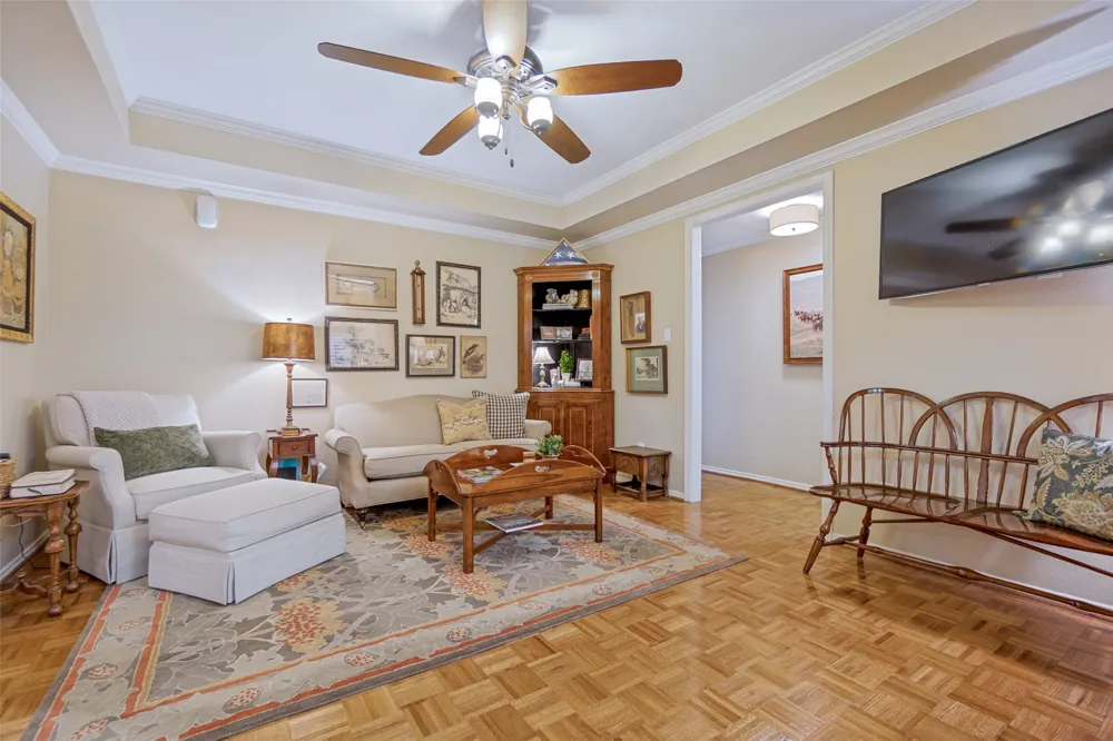 6324 Bandera Avenue #B Dallas, TX 75225