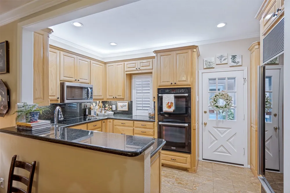 6324 Bandera Avenue #B Dallas, TX 75225