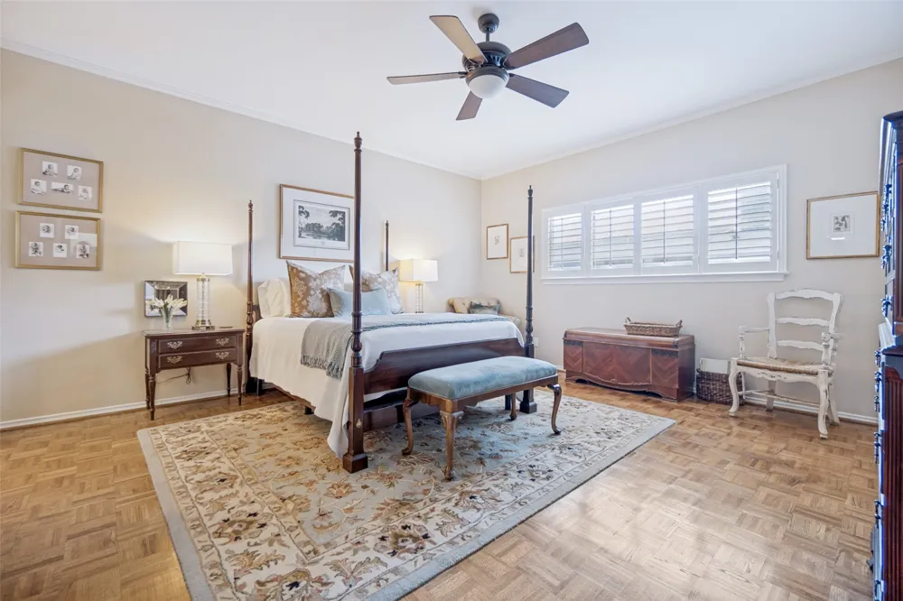 6324 Bandera Avenue #B Dallas, TX 75225