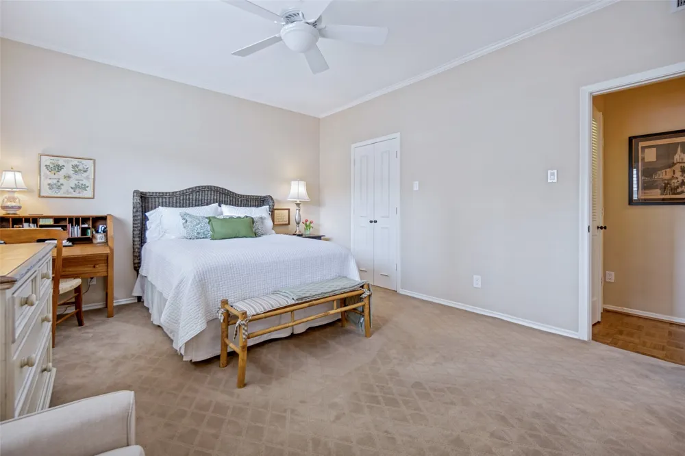 6324 Bandera Avenue #B Dallas, TX 75225