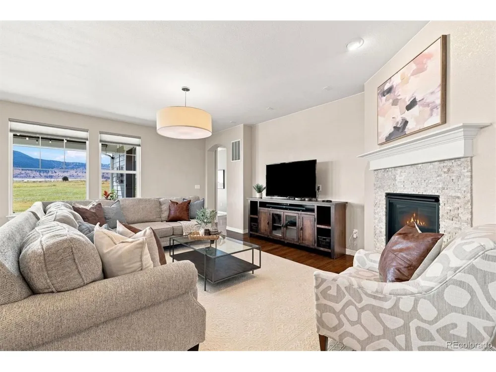 9437 Iron Mountain Way Arvada, CO 80007