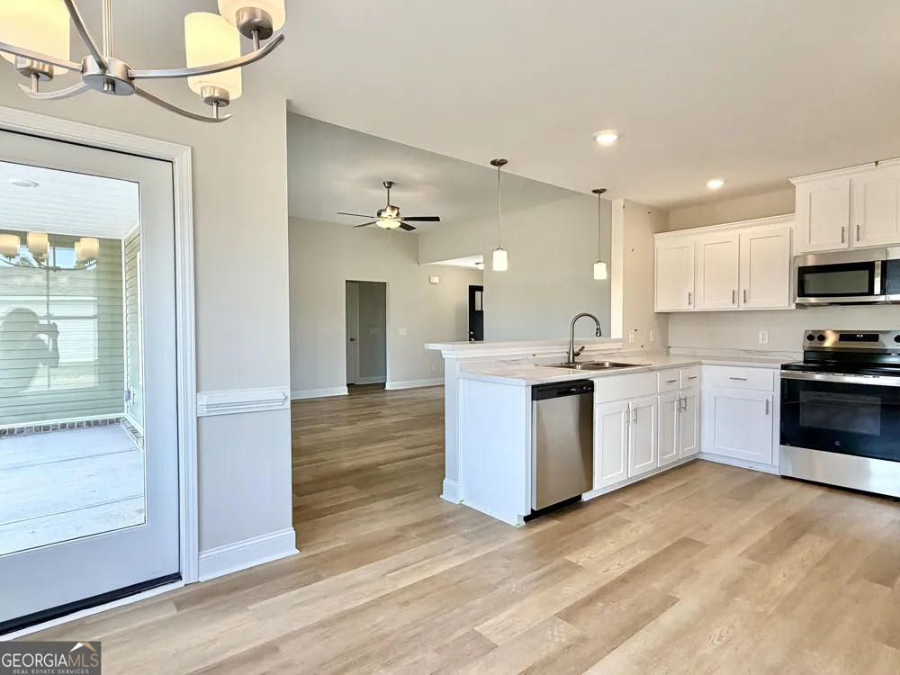 668 Belfast LOOP Ellabell, GA 31308