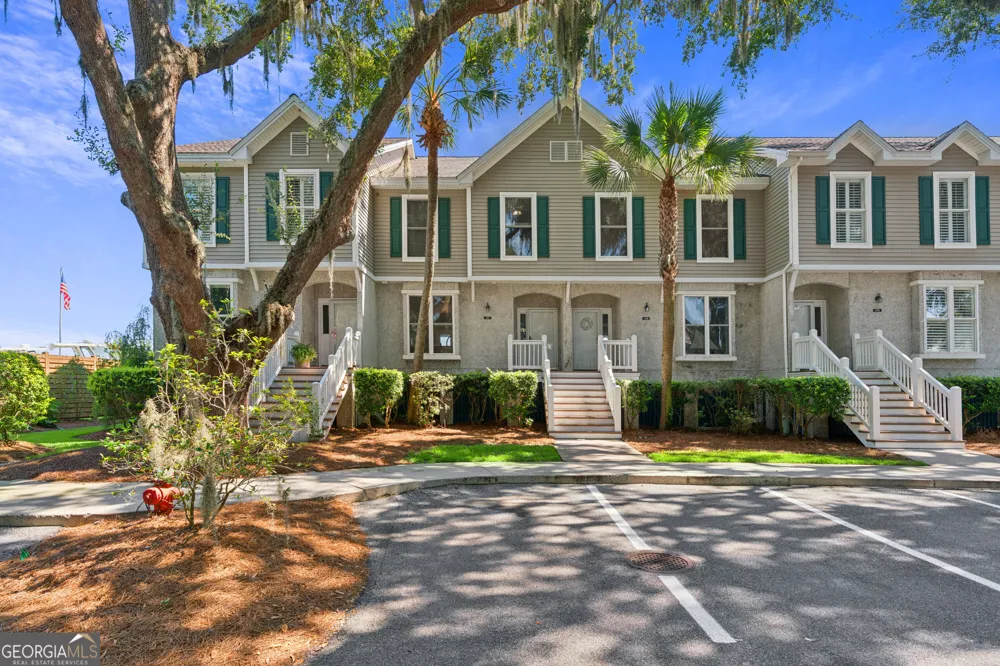 1107 Plantation Point DR St. Simons, GA 31522