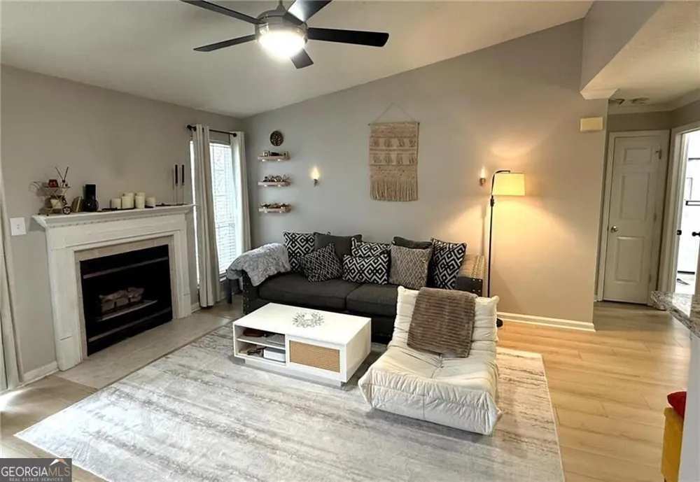 324 Granville CT Sandy Springs, GA 30328