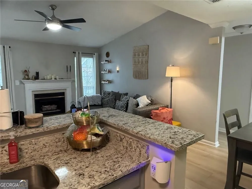 324 Granville CT Sandy Springs, GA 30328