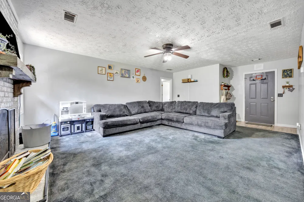 752 Sage LN NW Conyers, GA 30012