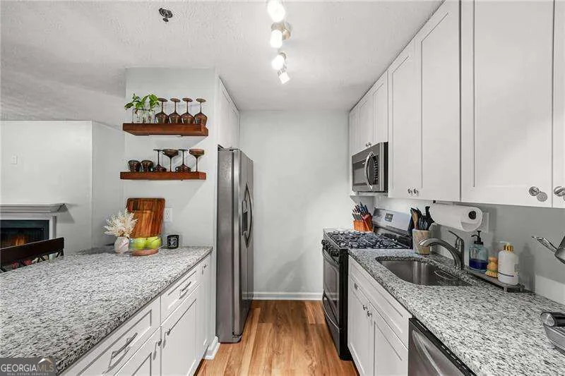 2709 Cumberland CT SE Smyrna, GA 30080