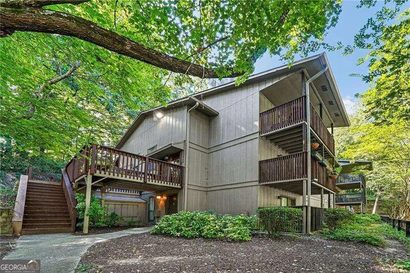 2709 Cumberland CT SE Smyrna, GA 30080